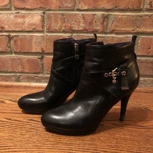 Tommy Hilfiger black 4” ankle boots. Size 8.5.